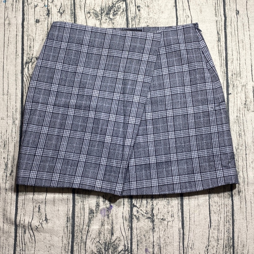 Banana Republic mini skirt